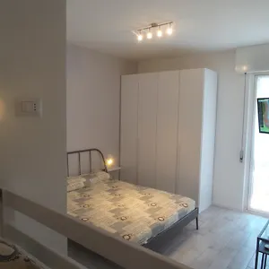  Apartamento M1sesto Marelli Italia